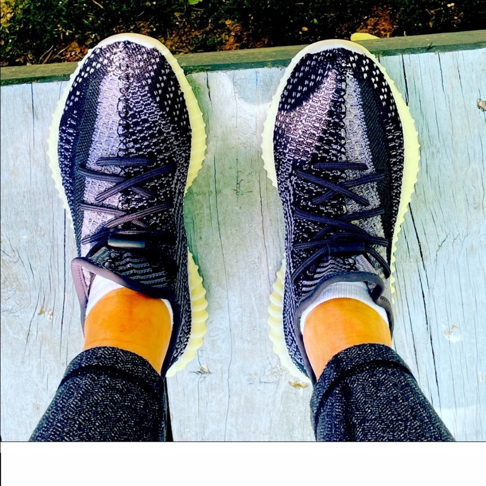 Adidas Yeezy Boost Carbon